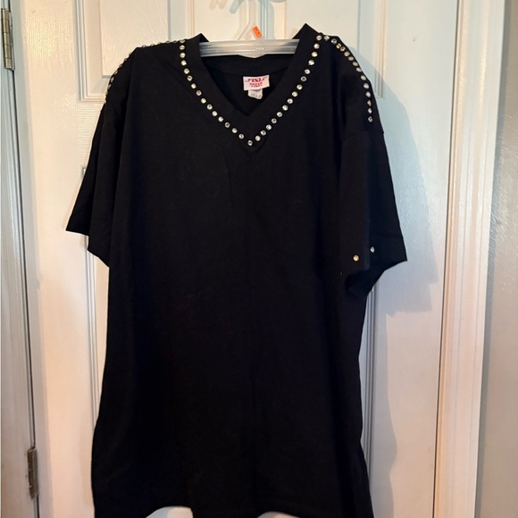 Black‎ V-Neck Studded Top - Picture 1 of 4